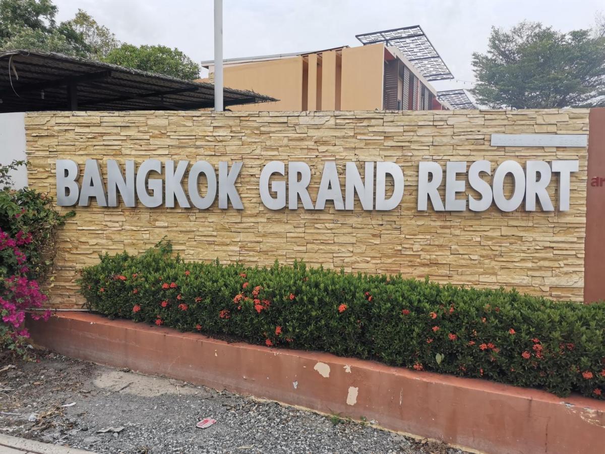 Bangkok.Grand.Resort Bang Bo Exteriör bild