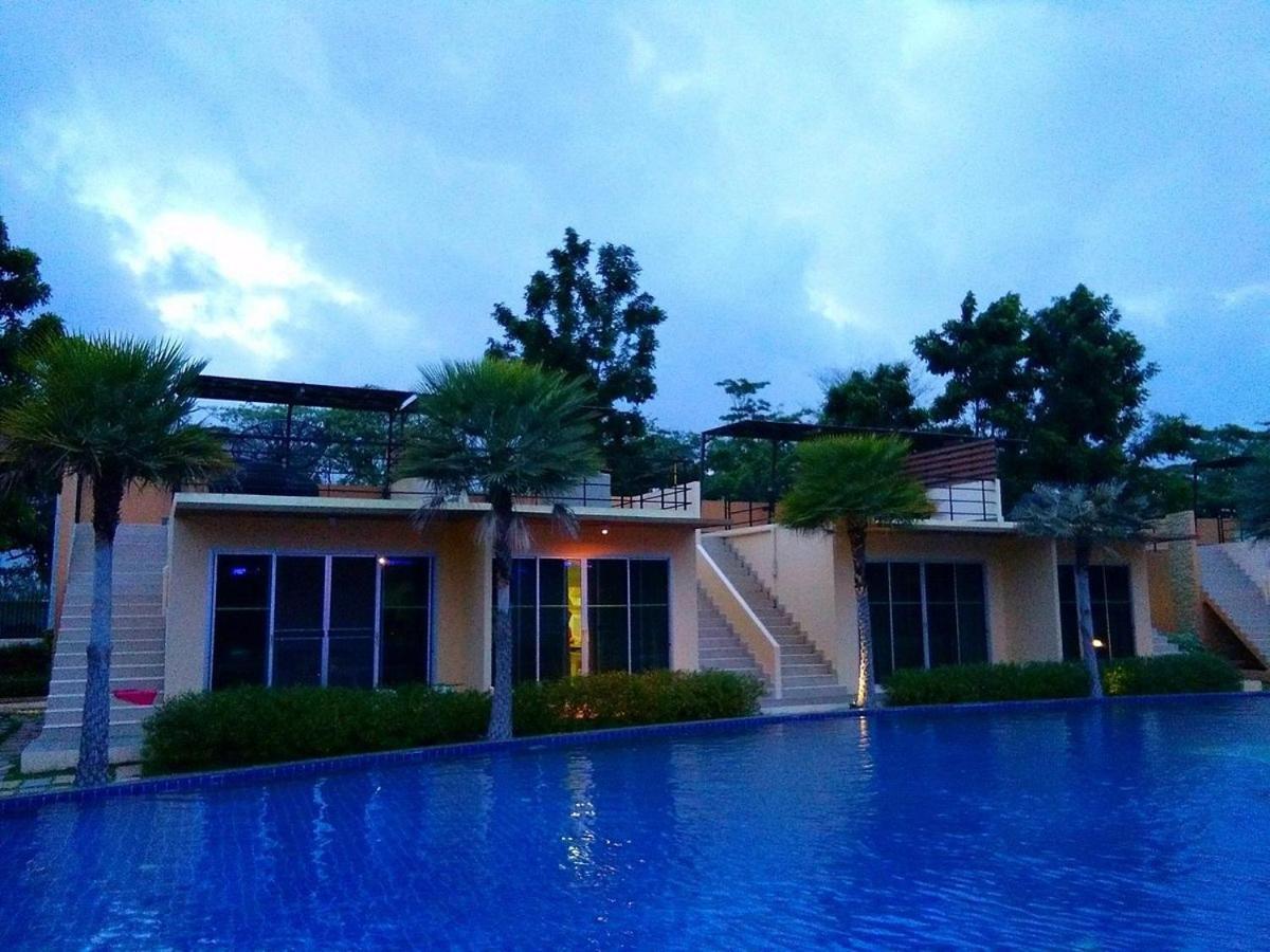 Bangkok.Grand.Resort Bang Bo Exteriör bild